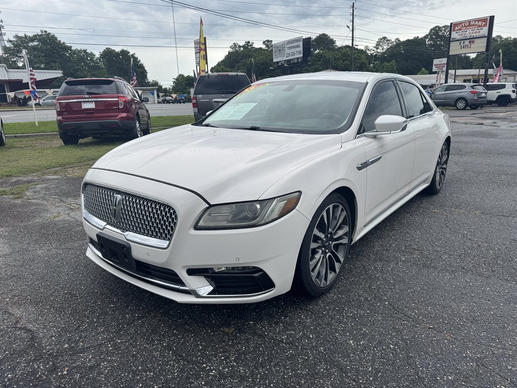 2017 Lincoln Continental Select FWD's photo