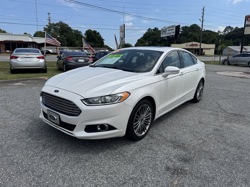 2013 Ford Fusion SE's photo
