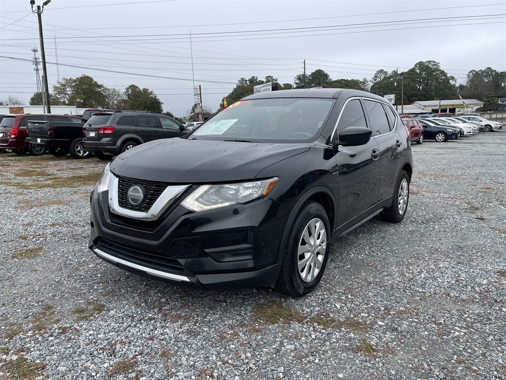 2018 Nissan Rogue S's photo
