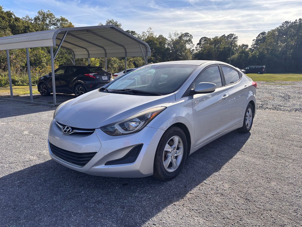 2015 Hyundai Elantra SE's photo