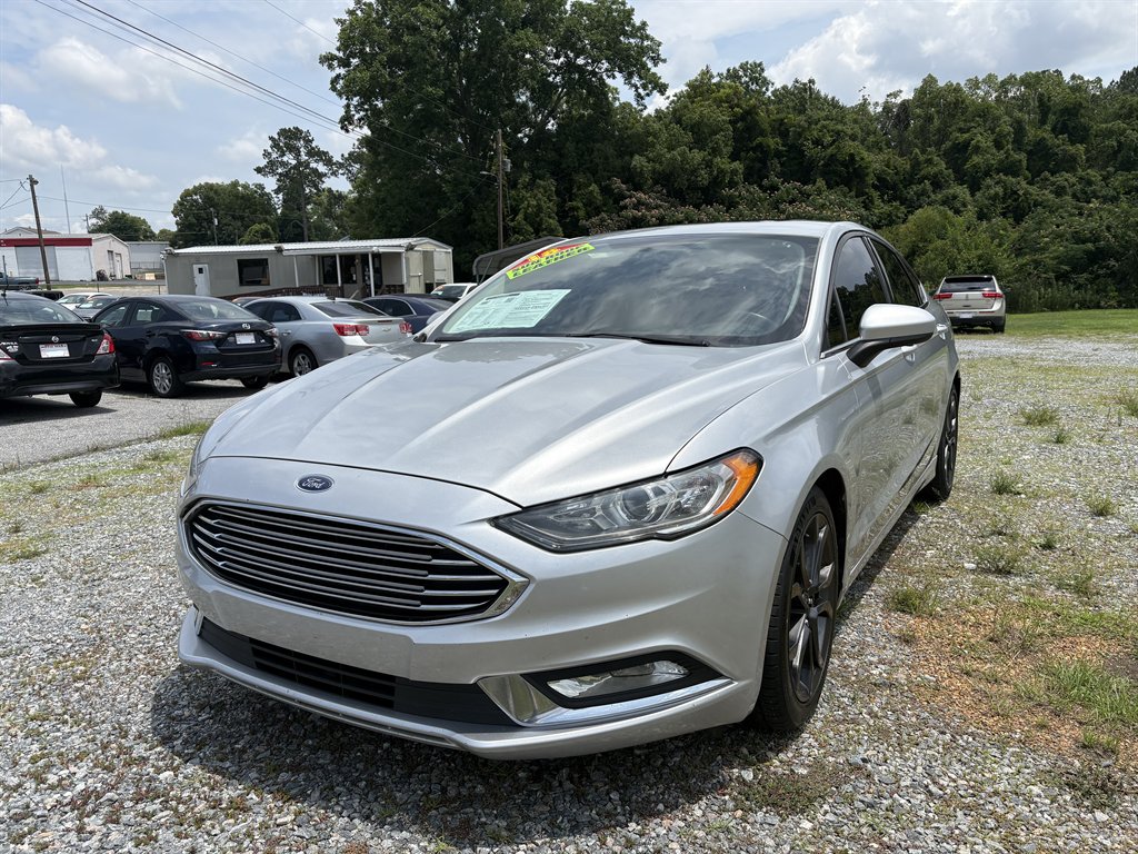 2018 Ford Fusion SE FWD's photo